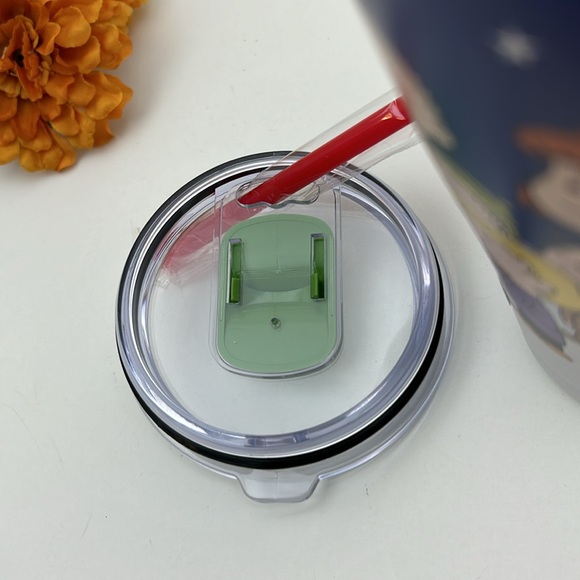 Snoopy Peanuts Christmas cup with lid and straw Zrike Brands by R Squared - Picture 11 of 16